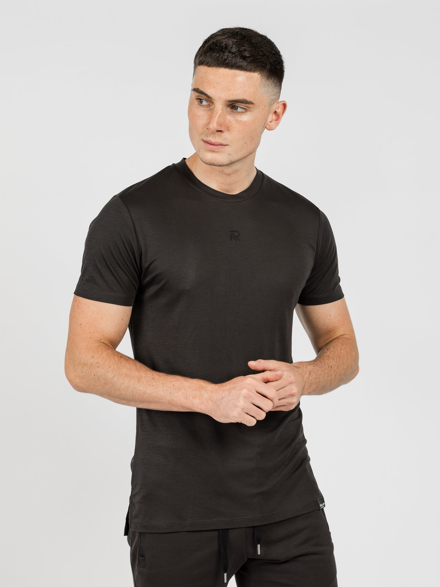 Essential T-shirt Black