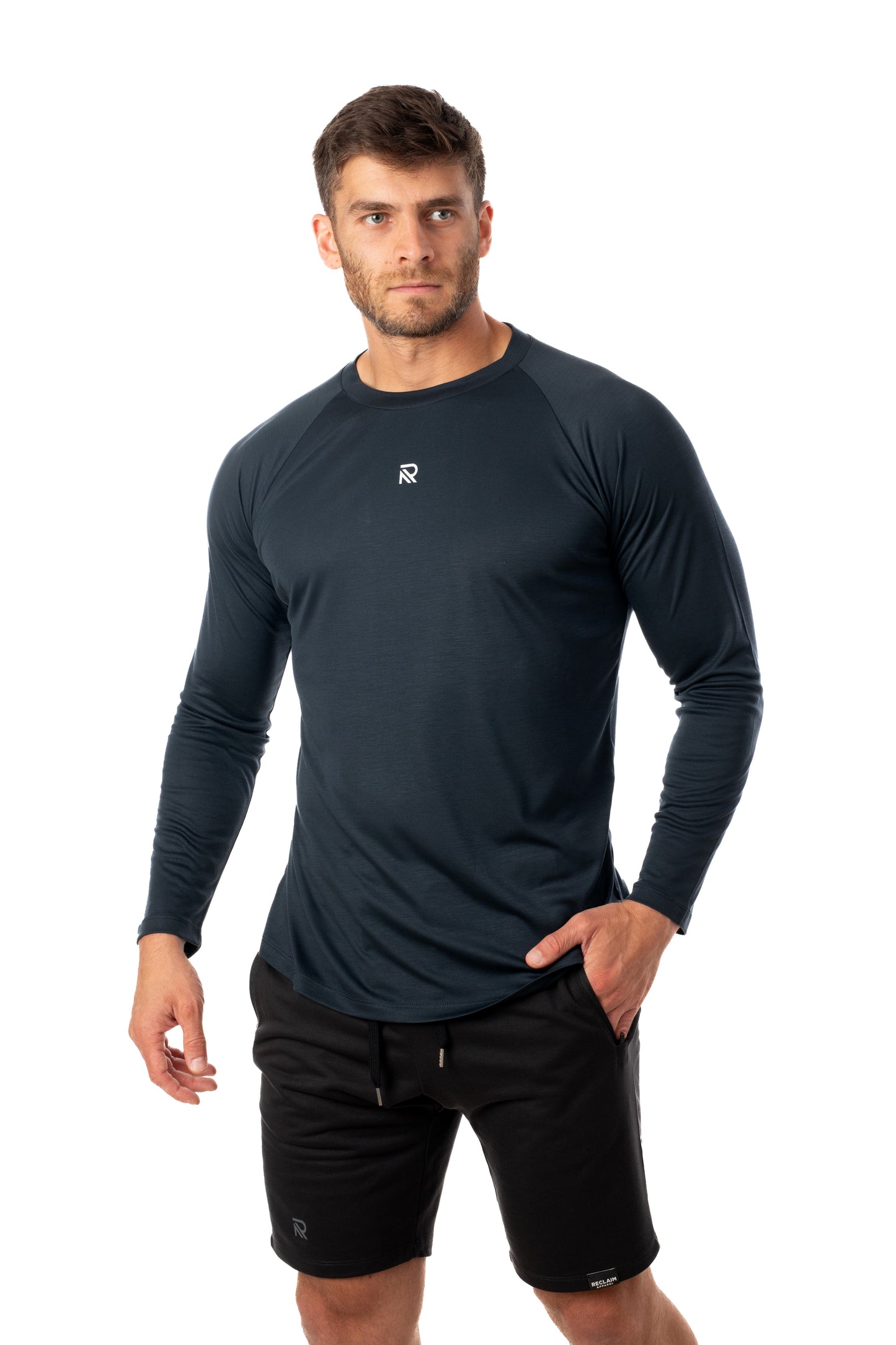 Essential Long Sleeve T-shirt Navy
